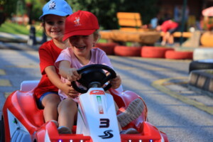 minicar al minigolf panorama vigo di fassa